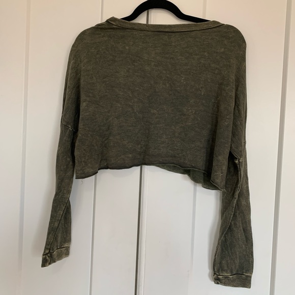 Vintage Havana Cropped Long-Sleeve Tee - Picture 2 of 3